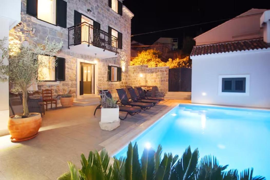 Villa Filipetti With Heated Pool Makarska Exteriör bild