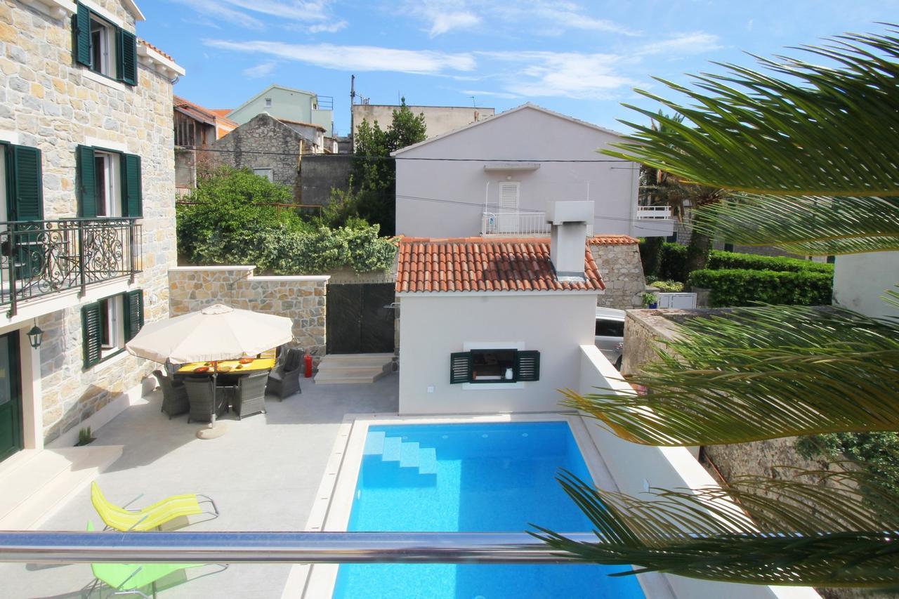 Villa Filipetti With Heated Pool Makarska Exteriör bild